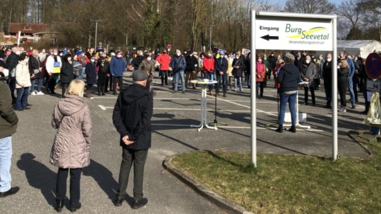 Kundgebung Solidarität mit der Ukrainischen Bevölkerung